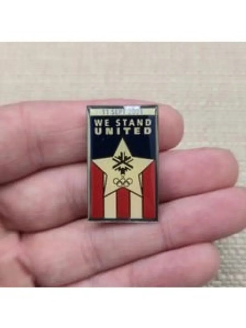 Salt Lake City 2002 Olympics We Stand United 11 Sept 2001 Memorial Pin A8392